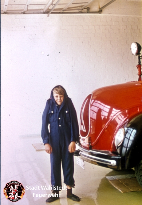1975 Einkleidung